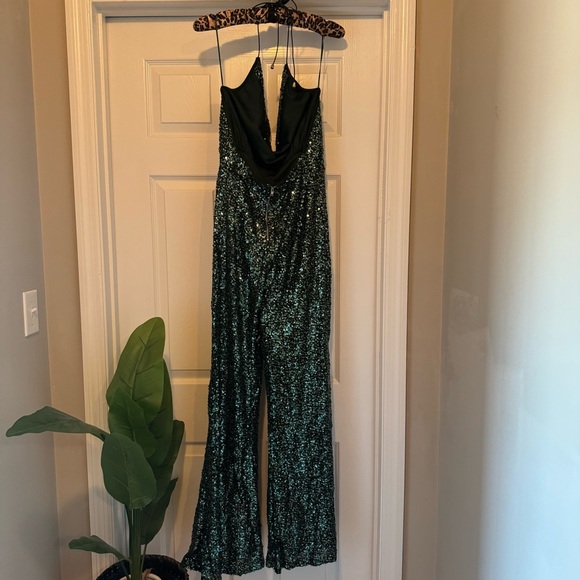 Green Sequin Jumpsuit. M. NWT - Picture 9 of 16